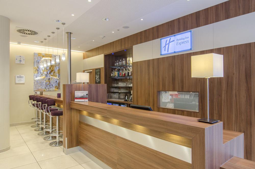 Holiday Inn Express Hamburg - St. Pauli-Messe エクステリア 写真