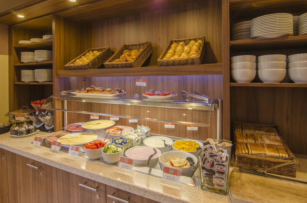 Holiday Inn Express Hamburg - St. Pauli-Messe エクステリア 写真