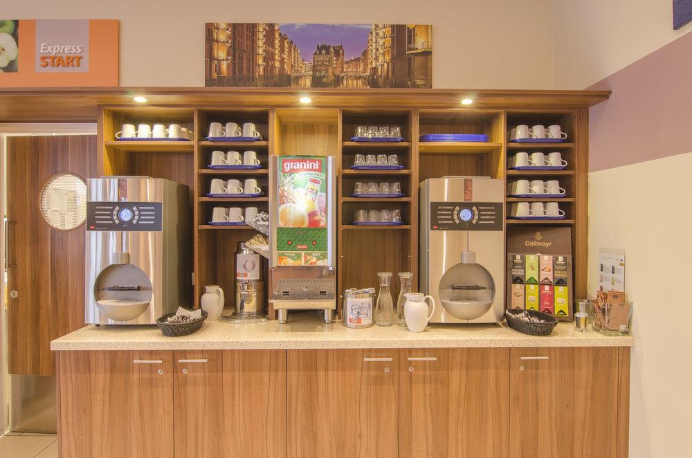 Holiday Inn Express Hamburg - St. Pauli-Messe エクステリア 写真