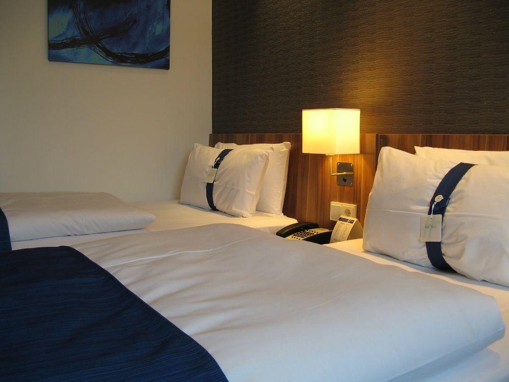 Holiday Inn Express Hamburg - St. Pauli-Messe エクステリア 写真