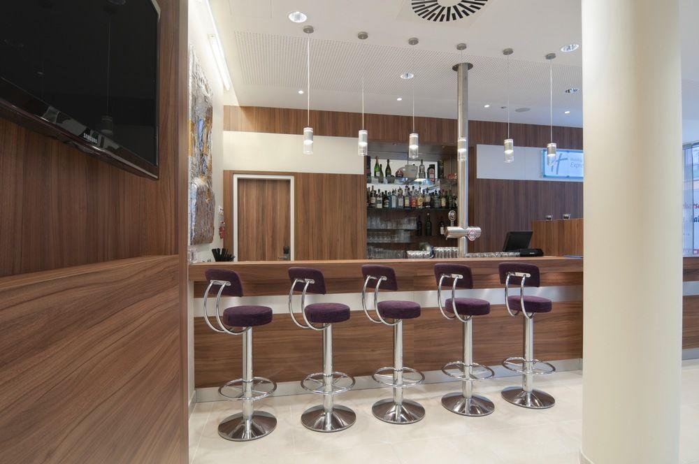Holiday Inn Express Hamburg - St. Pauli-Messe エクステリア 写真